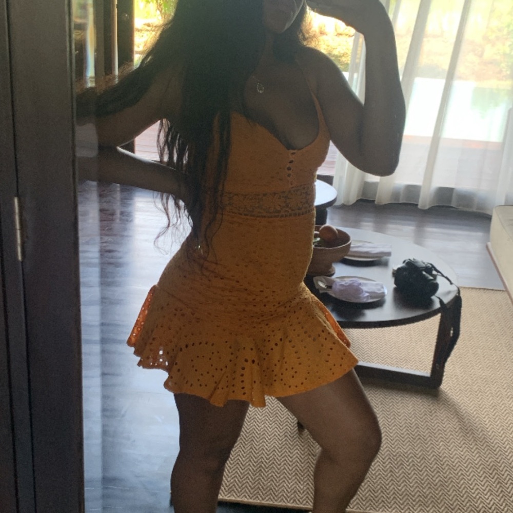 Dress - Picture 2 of 4
